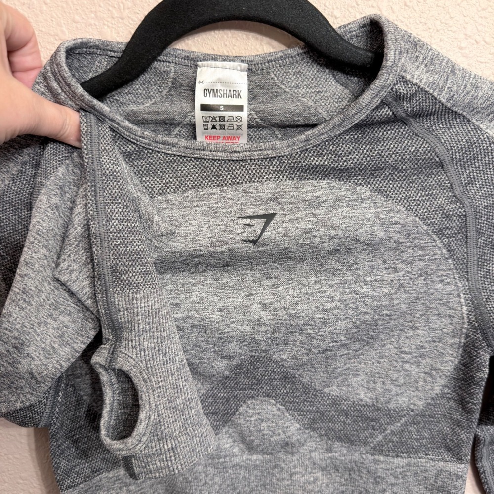 Gymshark Flex Grey Marl Long Sleeve Seamless Crop Top Back Cutout Small B1A3L - Picture 2 of 6